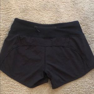 lululemon black shorts